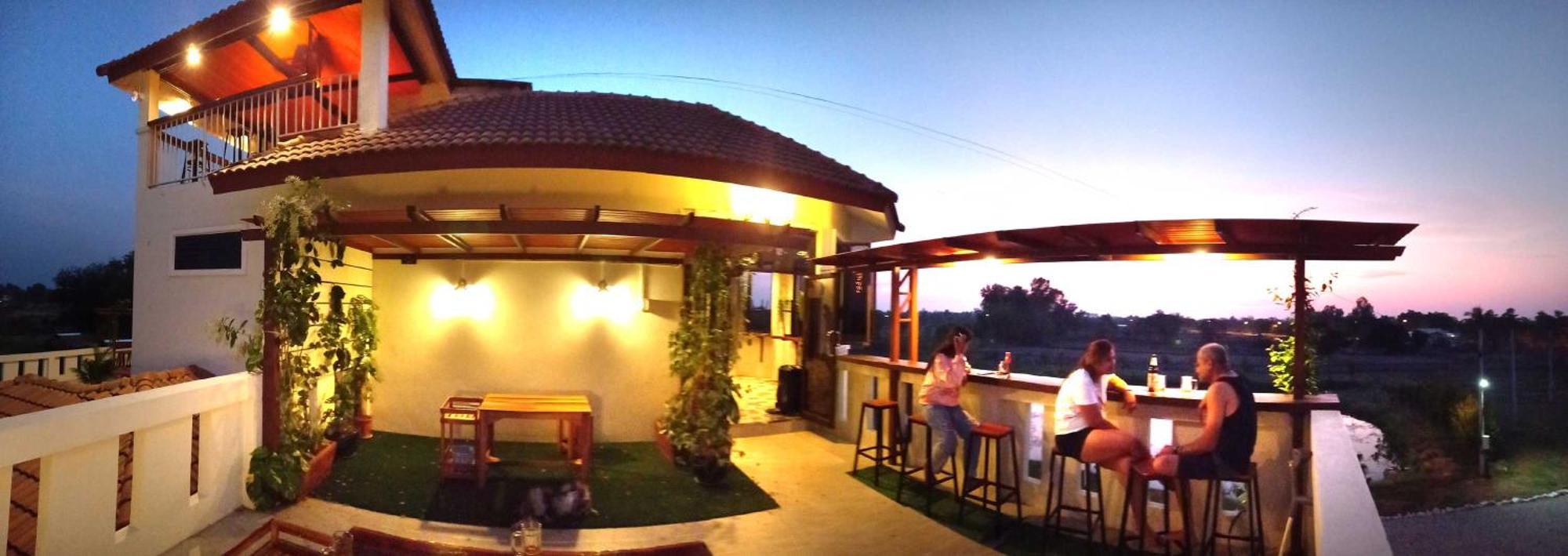 Bua Daeng Homestay Resort Kumphawapi Eksteriør billede
